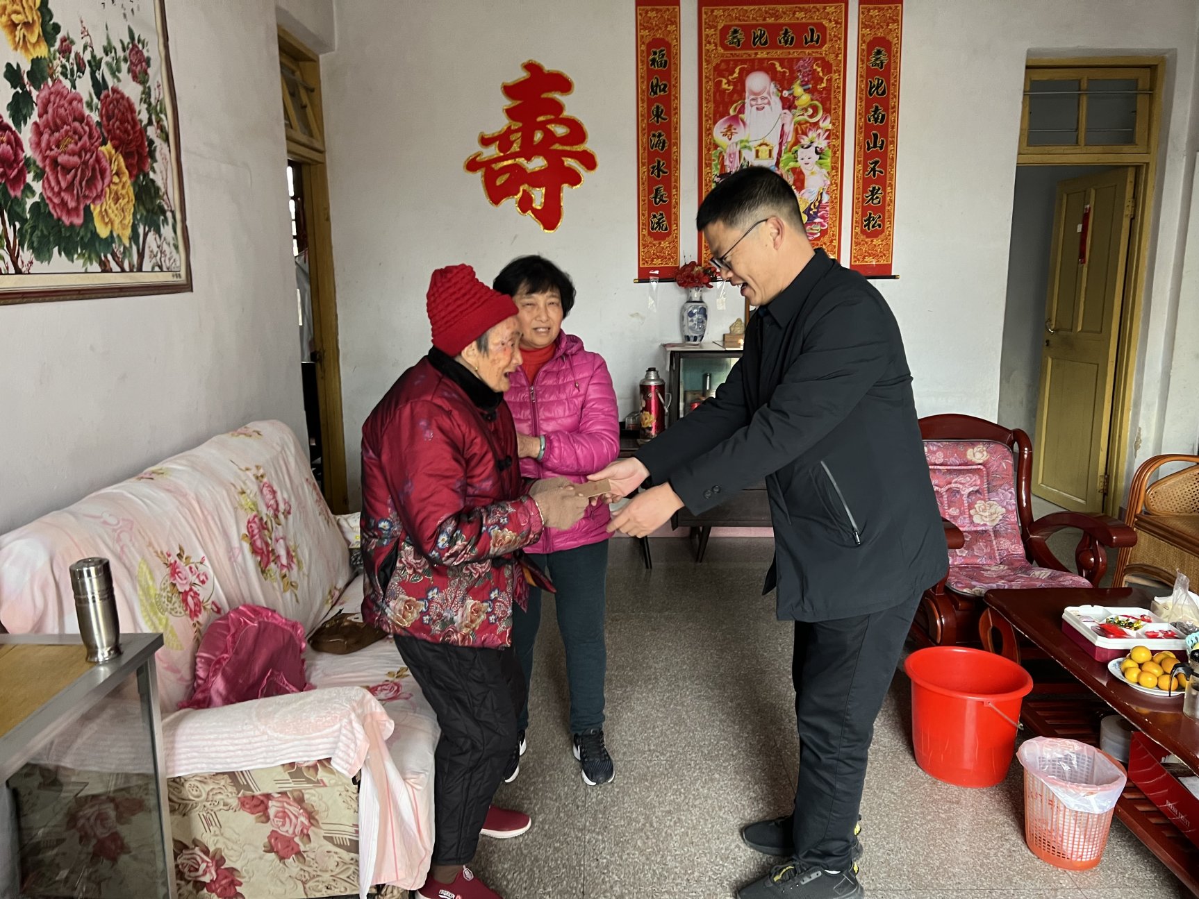 “情暖新春 关怀相伴”春节慰问活动.jpg